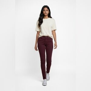 Talbots Petite Flawless 5 Pocket Jeggings Size 6 Cranberry
